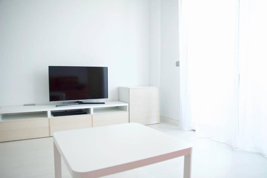 Apartamento Diseno A Cien Metros Del Mar. تورّيذيمْبَرّا المظهر الخارجي الصورة